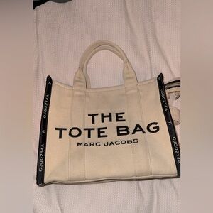 Marc Jacobs Small Tote Bagel- Jaquard